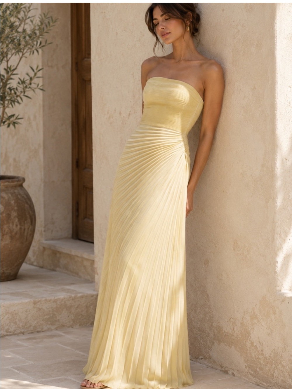 Dress the Population Kinley Accordian Pleat Dress Yellow